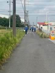 6月16日（火）、CSR活動の一環として会社周辺のごみ拾いを実施しました
